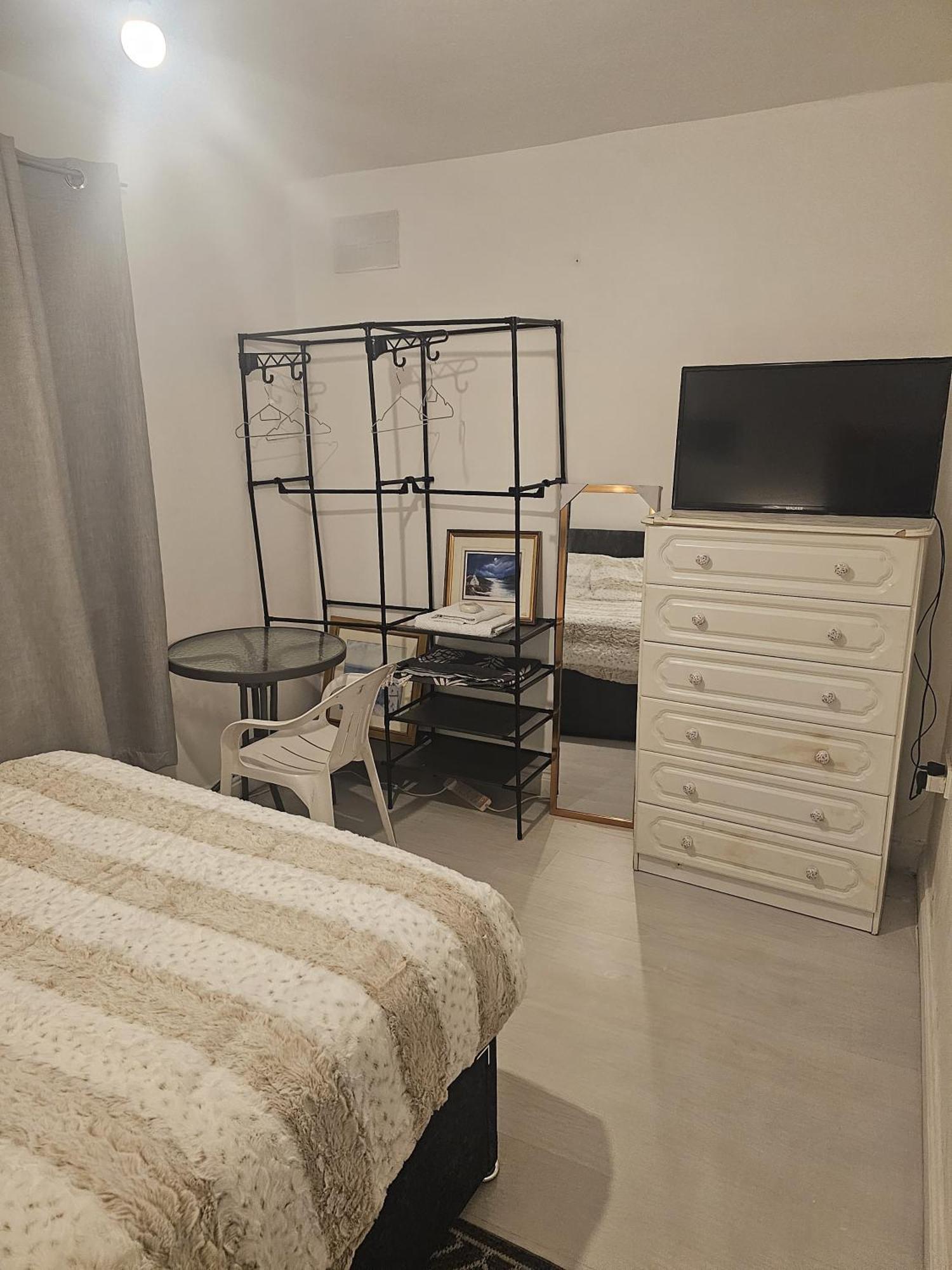 Private Room To Rent Midleton Εξωτερικό φωτογραφία